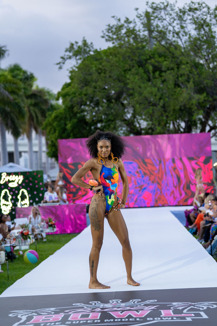 Ajzae One-Piece